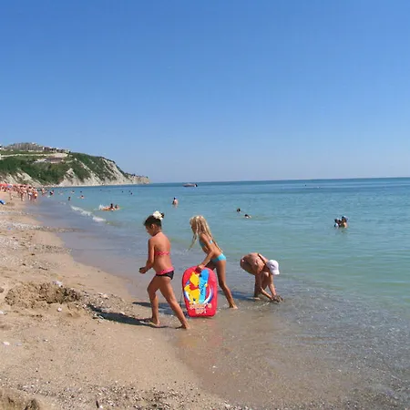 Aparthotel Byala 4*